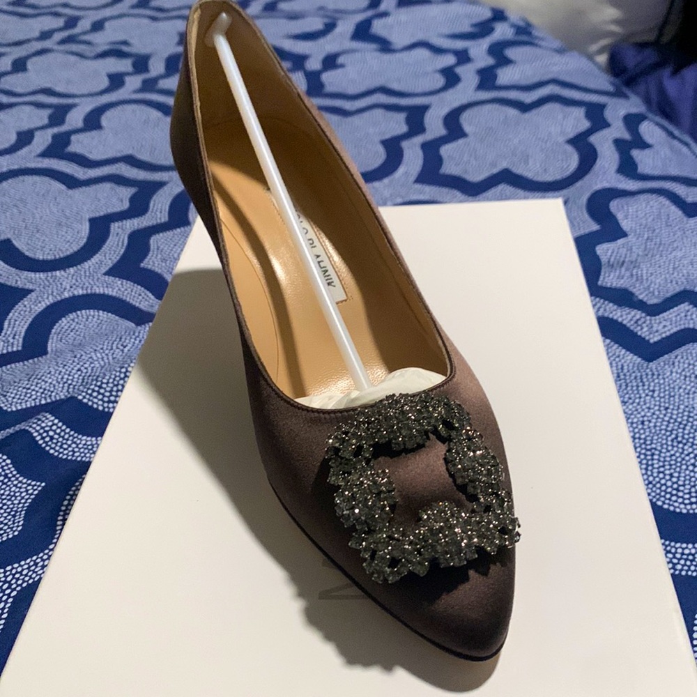 Amazing And Classy Monolos-Nib!! - image 1